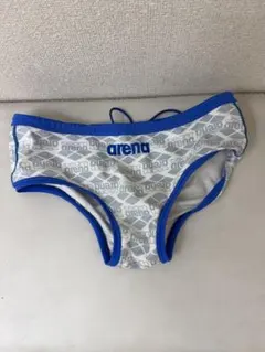 arenaの練習水着サイズO