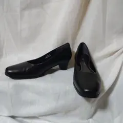 美品 OFFICE SUPPORT ブラックパンプス 中ヒール ウェルネスライトのサムネイル