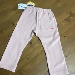 Item thumbnail for item 084dbeef-b032-4772-912e-c0c39f19147f