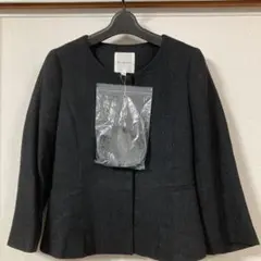 ノーカラージャケットのサムネイル