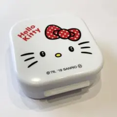 ハローキティ こどもロビンアイプラス ケース 小物入れ プラスチックケース