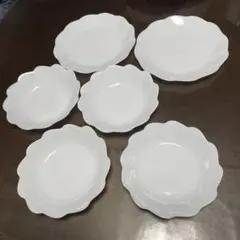 やまざき花びら型ホワイト皿　 大2枚中4枚セット