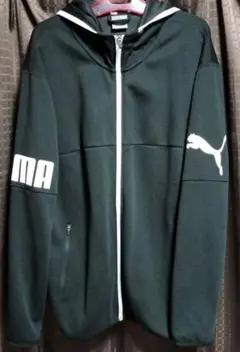 PUMA　ジップパーカージャンパー　黒✕白　XXLサイズ