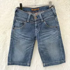 Item thumbnail for item 5b8e22be-2b06-4e30-8b3b-193101e27103