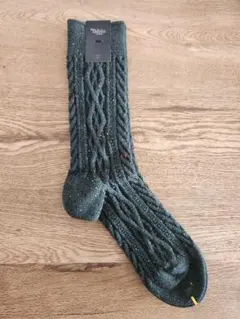 Tabio ウール ケーブル編みソックス