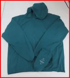 UNIQLO ポケッタブルUVカットパーカ Lサイズmマ-1356のサムネイル