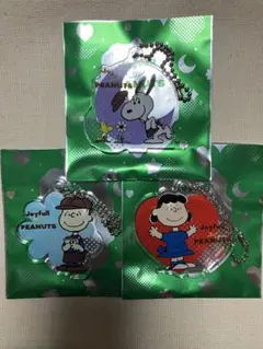 ジョイフル　スヌーピー　コラボ　アクリルキーホルダー　シークレット他　3種セット