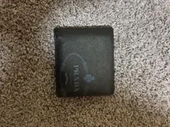 PRADA 二つ折り財布 ブラック