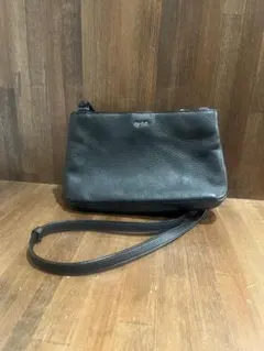 agnes b. ショルダーバッグ ブラックのサムネイル