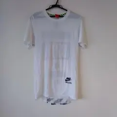 ★【古着】NIKE(ナイキ)　Ｔシャツ　S　白　バックプリント有り
