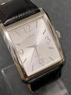 Guess steel ゲス 腕時計　スチール スクエア 新品電池のサムネイル