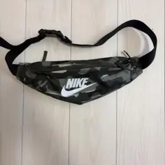 NIKE カモフラージュ ボディバッグ