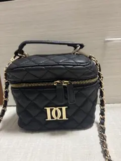 Darich ダーリッチ キルティングチェーンハンドミニバッグ BLK - メルカリ