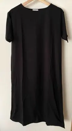 a.v.v 黒 半袖 ロングカットソーワンピース