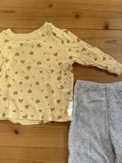 値下げ!!ユニクロ 80サイズ ベビーパジャマ 上下セット きつね 長袖