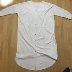 ベージュ七分袖　オーバーサイズシャツ