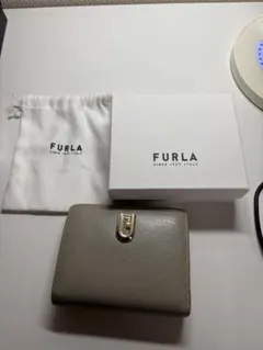 2025年最新】フルラ furla 三つ折り財布の人気アイテム - メルカリ