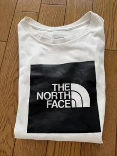 THE NORTH FACE ホワイト Tシャツ150㎝のサムネイル
