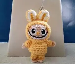 手編みのストラップ
