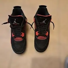 air jordan 4 red thunder スニーカー レッドのサムネイル