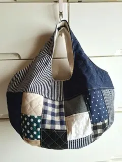 ヒッコリーネイビー系パッチワーク　ころりん丸底グラニーバック　ハンドメイド