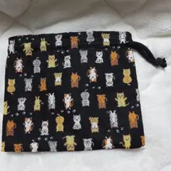 いろんな猫柄のコットン布製巾着袋