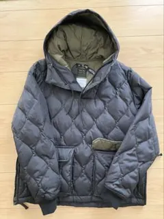 ブラック ダウンジャケット