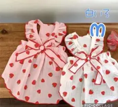 ♡ 犬服M♡白ワンピース　ガーゼ　いちご　りぼん　Dカン金具付き