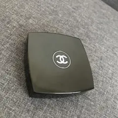 CHANEL LES 4 OMBRES アイシャドウ