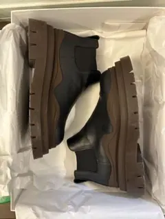 BOTTEGA BENETA ボッテガヴェネタ TIREBOOTS タイヤブーツ