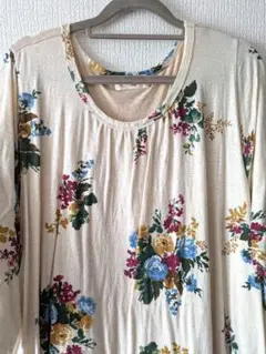 スーパーハッカフィーユ　Tシャツ素材　花柄　ワンピース　15サイズのサムネイル