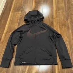 Nike Dri-FIT 黒 パーカー 140-150cm