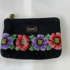 FELLER 花柄刺繍 ポーチ 黒