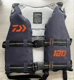 DAIWA フローティングジャケット 120cmのサムネイル