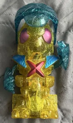 Item thumbnail for item 12042381-2ea6-4729-bcd6-68983ffd0977