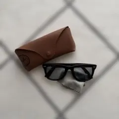 Ray-Ban ブラック サングラス ケース付き　ブルーレンズ