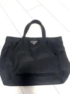 PRADA 黒 ナイロン トートバッグ　定番
