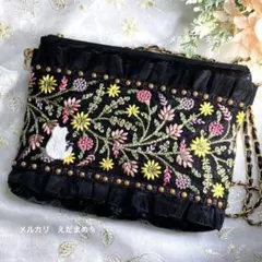 インド刺繍リボン　ポシェット　サコッシュ　ショルダーバック　猫と花柄　ブラック