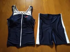 adidas ネイビー セパレート水着　フィットネス