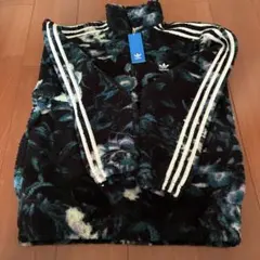 値下げ　新品　adidas フリース　アウター　ジャケット　Mサイズ
