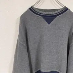 ZOY トレーナー　グレー　紺色　スウェット　古着　刺繍デザイン　ワンポイントのサムネイル