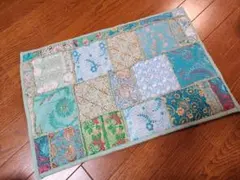 インド　ザリ刺繍　ラグマット
