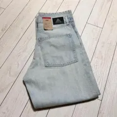 新品タグ付き LEVI'S リーバイス シルバータブ ダメージ加工 デニムパンツのサムネイル