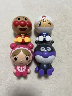 アンパンマン・バイキンマン・あかちゃんまん・ロールパンナちゃん　おもちゃ