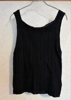 ブラックリブ編みタンクトップ　絹100% 黒