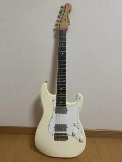 Kiesel Delos7 white satin/Gold Hardware - メルカリ