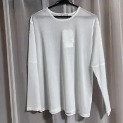 新品未使用タグ付き　シアートップス　シースルー　メッシュカットソー　レイヤード