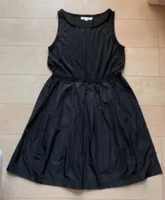 ワンピース　黒