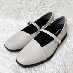 【極美品】fuwaraku フワラク メリージェーン ストラップパンプス　25のサムネイル