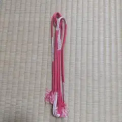 ローズピンク系の房付き帯締め
